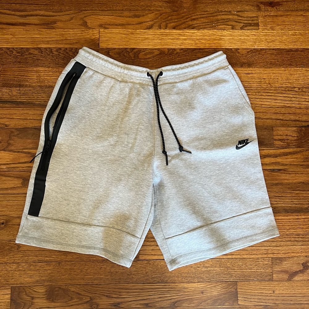 Nike Tech Shorts